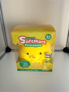 🍍 Jumbo Pineapple SoftMart Squishy Bear – Scented